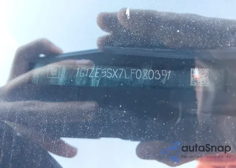 2020 Chevrolet Malibu Fwd Premier z USA, uszkodzony, nr VIN 1G1ZE5SX7LF080391